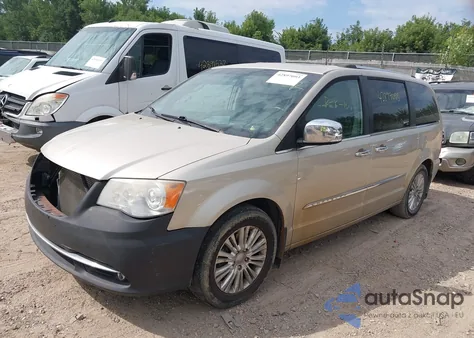 2014 Chrysler Town & Country Limited from USA, damaged, VIN 2C4RC1GGXER361241